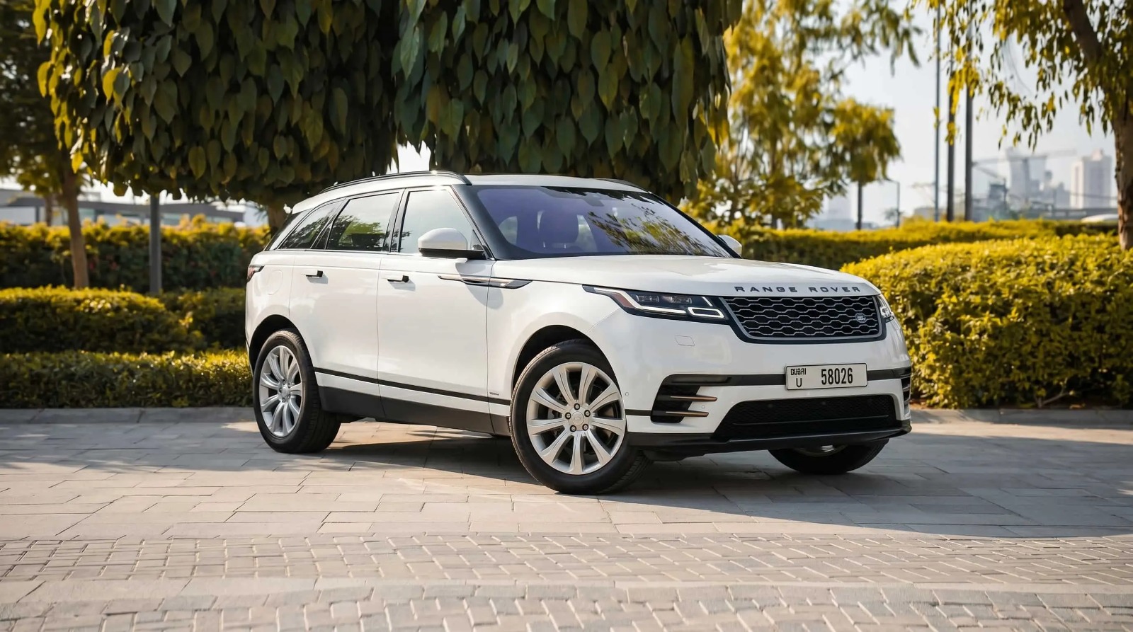 Range Rover Velar — photo 1